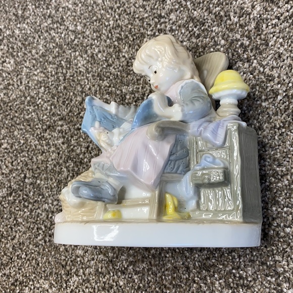 Lisi Martin Dolfi ITALY Girl Playing Doll China Figurine Pictura Graphics 151 - Picture 4 of 15